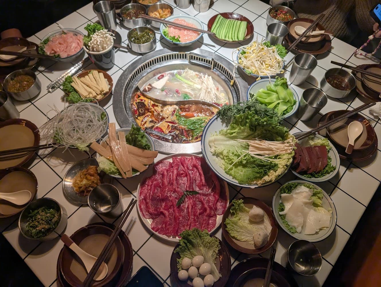 Google street view image of ER HOT POT - 6TH AVE 贰火锅