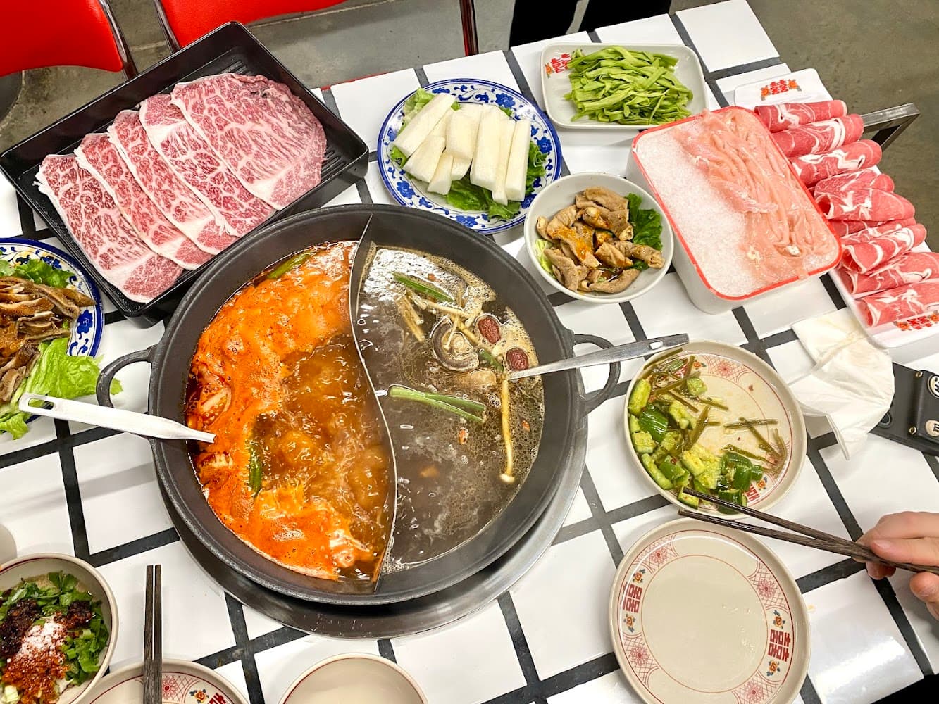 Google street view image of Happiness Hot Pot 囍火锅